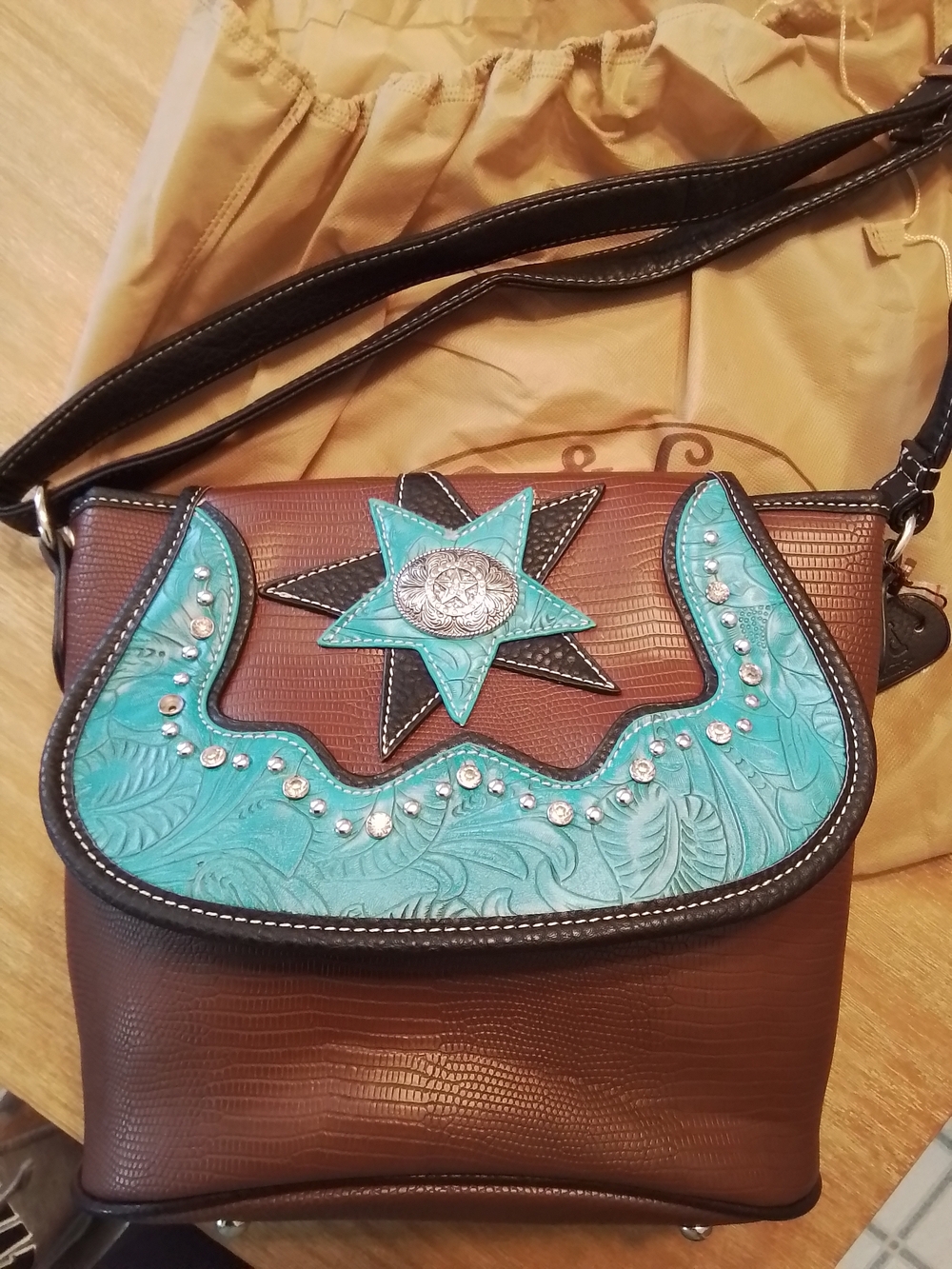 P&G COLLECTION Western Star Shoulder bag/Crossbody**NWT - Picture 3 of 8